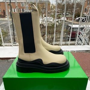 Bottega Veneta Tire Boot (Womens 8) $400